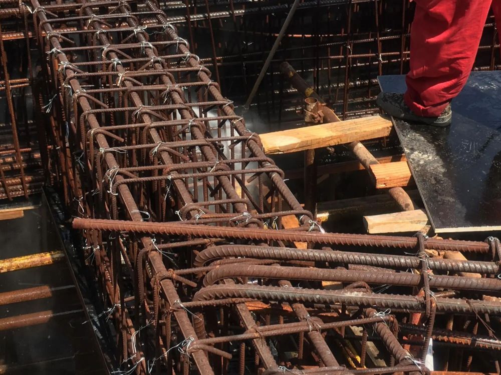 工地鋼筋生銹怎么辦？